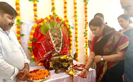 हिन्दी की कुछ बात है ऐसी