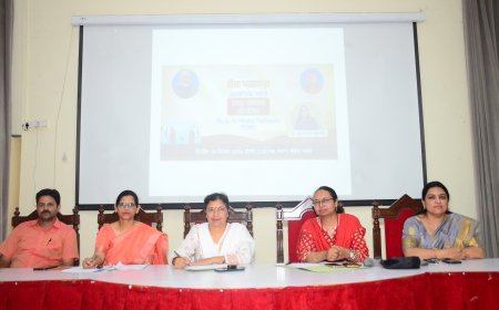 आत्मनिर्भर भारत पर हुई भाषण प्रतियोगिता