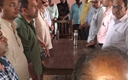 प्रधानाचार्य के हत्यारों की शीघ्र गिरफ्तारी की मांग