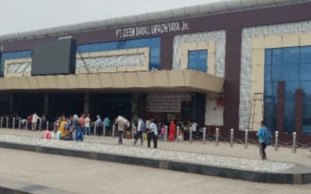 ट्रेनों से तस्करी: रविवार को तीन तस्कर से एक कुन्टल तीन किलो चांदी, 3,75,000 ₹ तो बुधवार को दो किलो सोना के साथ गिरफ्तार तस्कर