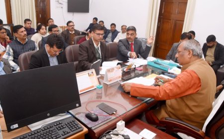 मछुआ समुदाय के हितार्थ कार्यों में धनराशि के अभाव में किसी प्रकार का विलम्ब न होने पाए:- डॉ0 संजय कुमार निषाद