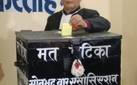 सोनभद्र बार एसोसिएशन चुनाव सम्पन्न, मतगणना, परिणाम शनिवार को