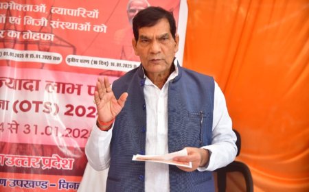 ऊर्जा मंत्री ने शिवपुरी विद्युत उपकेन्द्र पर ओटीएस योजना के तहत लगे शिविर का किया औचक निरीक्षण