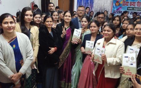 विन्ध्य कन्या पी०जी० कालेज राबर्ट्सगंज में पुरातन छात्रा समागम