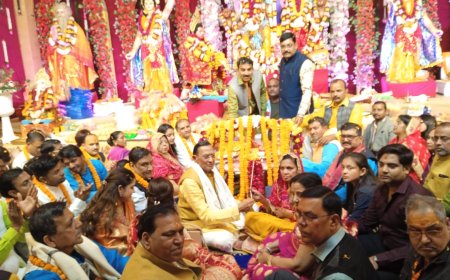 जन्मे है राम रघुरैया, अवधपुर में बाजे बधैया