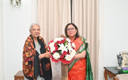 कुलपति प्रोफेसर पूनम टंडन ने महामहिम कुलाधिपति से भेंट कर प्राप्त किया मार्गदर्शन