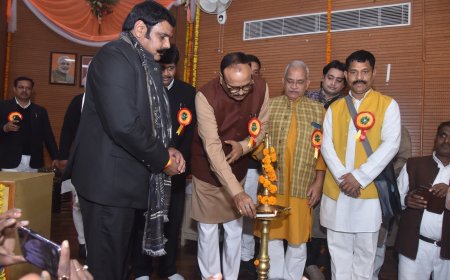 पत्रकारिता से राजनीति में आये लोगों ने निभाई महत्वपूर्ण भूमिका : बृजेश पाठक