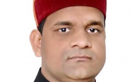 कर्ज बढ़ाऊ और घुटना टेकु  बजट - दीपक