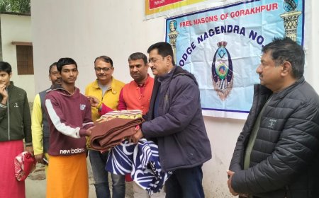 स्वामी विवेकानंद जयंती पर लॉज नागेंद्र नंबर 348 की ओर से ऊनी कंबल वितरण हुआ।