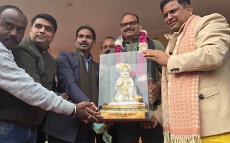 अंतिम पंक्ति में बैठे जरूरतमंद तक अपनी सेवायें पहुंचा रही ममता चैरिटेबल ट्रस्ट, मोदी-योगी के सपनो को कर रही साकार -बृजेश पाठक