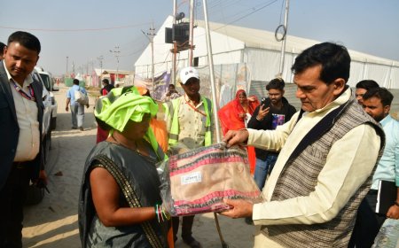 कैबिनेट मंत्री ए0के0 शर्मा ने मौनी अमावस्या स्नान  की तैयारियों का किया निरीक्षण