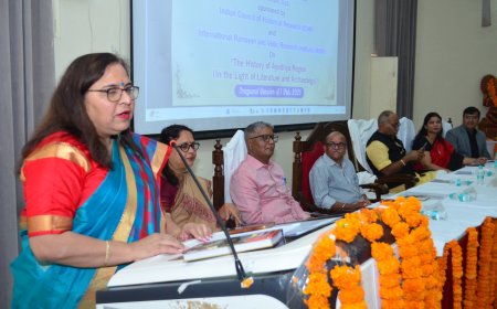 आस्था, आध्यात्मिकता तथा वैज्ञानिक सोच के साथ हो अयोध्या पर शोध: प्रो० पूनम टंडन