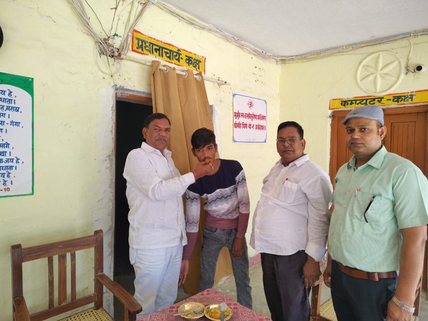 बोर्ड परीक्षा में सफल विद्यार्थी हुए सम्मानित