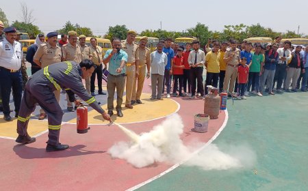 डीएम एसपी  ने मॉक ड्रिल करा जन जागरूक व सुरक्षित रहने का दिलाया भरोसा