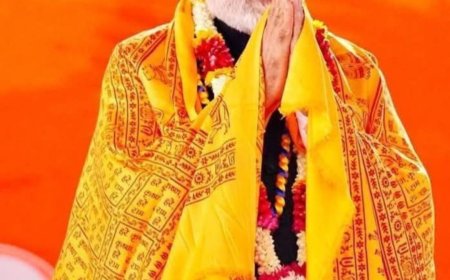 दुनिया कलियुग के इस केशव को अपनी चक्रवर्ती भूमिका को निभाते देख रही