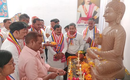 बुद्ध के बताये रास्ते पर चलने से ही मानव कल्याण सम्भव: छोटेलाल