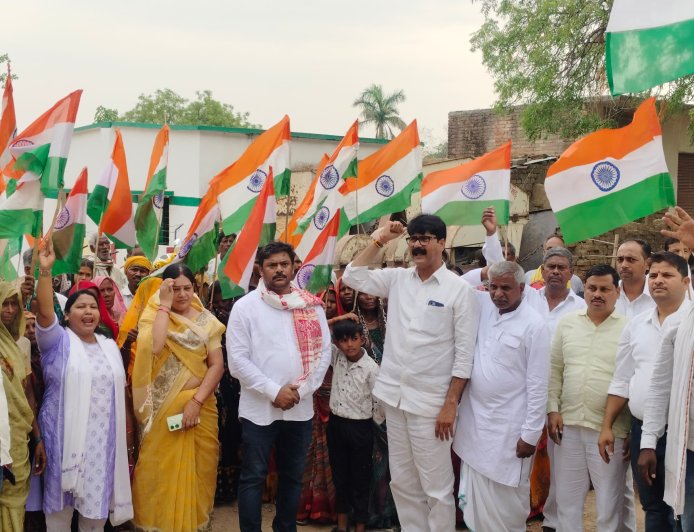 ऑपरेशन सिंदूर के सम्मान में निकाला गया भव्य तिरंगा यात्रा