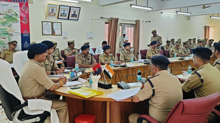 अराजक तत्वों को चिन्हित कर करें वैधानिक कार्यवाही - आर0पी0सिंह