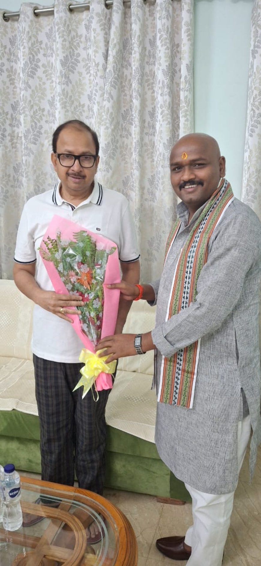 आरोप : वरिष्ठ खान अधिकारी करा रहे अबैध खनन का कारोबार:अनिल द्विवेदी