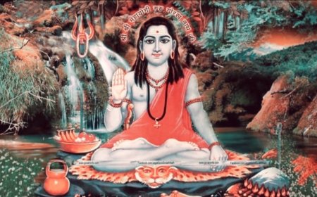 योग को लोक से जोड़ने का श्रेय गुरु गोरखनाथ को