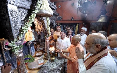 मुख्यमंत्री ने संकट मोचन हनुमान जी के चरणों में लगाई हाजिरी