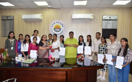 डीडीयू की 68 छात्राओं को मिली पेड इंटर्नशिप