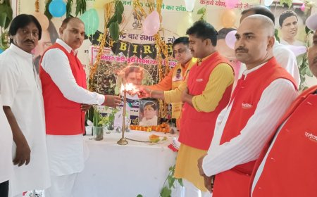 आचार्य बालकृष्ण महाराज भारतीय आयुर्वेद पुनर्जागरण के अग्रदूत: दुर्गेश योगी