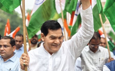 तिरंगा झंडा हमारे देश की अस्मिता, बलिदानों और एकता का प्रतीक है-ए.के. शर्मा