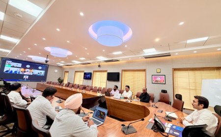 उत्तर प्रदेश और रूस के बीच रक्षा, एयरोस्पेस क्षेत्र में निवेश   के लिए बनी सहमति