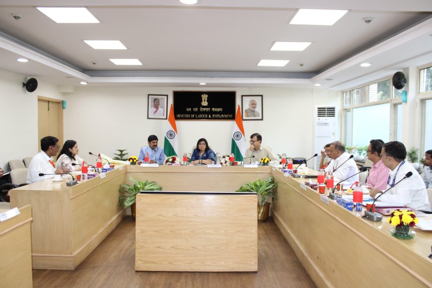 श्रमिकों के  RPL प्रशिक्षण के लिए केंद्र , यूपी का  दत्तोपंत ठेंगड़ी राष्ट्रीय श्रमिक शिक्षा एवं विकास बोर्ड के मध्य करार