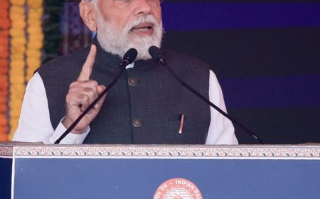 देश में 160 से ज्यादा वंदे भारत ट्रेन दौड़ रही पटरियों पर