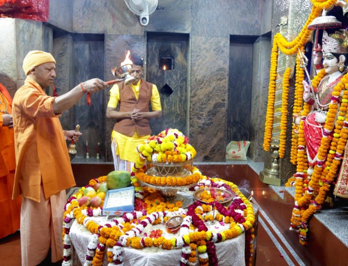 मुख्यमंत्री ने माँ पाटेश्वरी देवी का दर्शन- पूजन किया