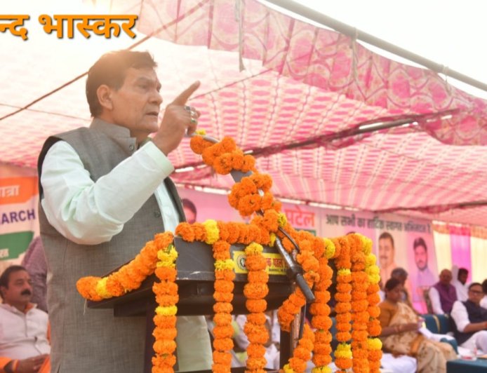 मंत्री ए.के. शर्मा की अगुवाई में नौपेड़वा से मोहम्मदपुर तक उमड़ा जनसैलाब