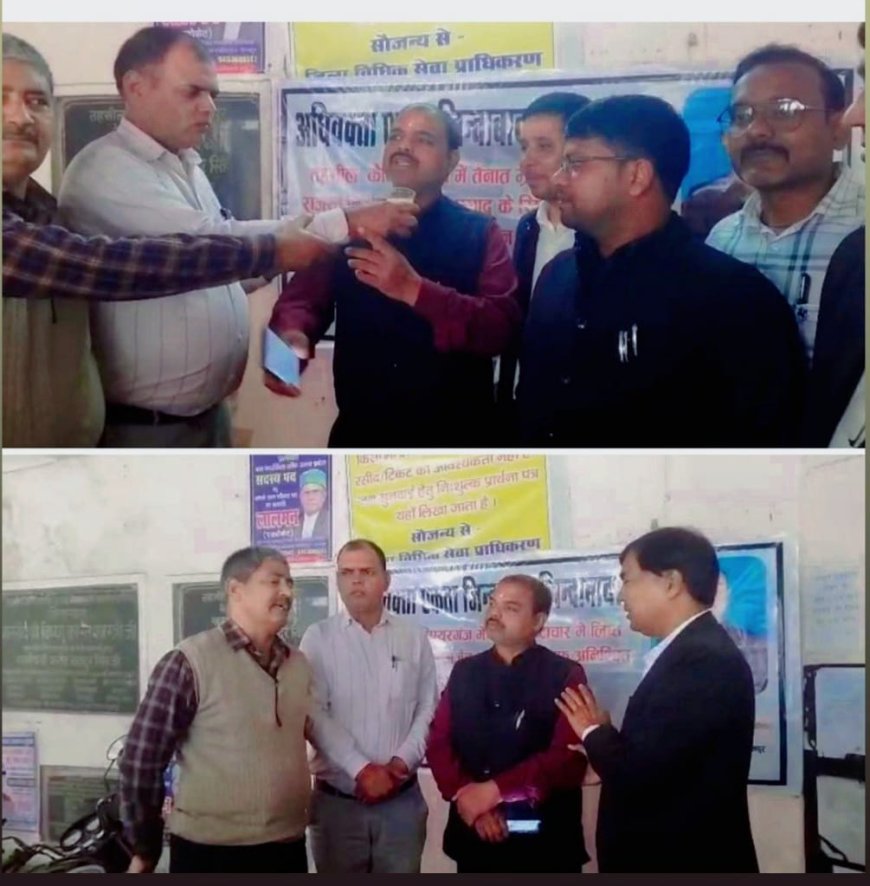 राजस्व निरीक्षक के विरुद्ध अधिवक्ता ने दिया धरना