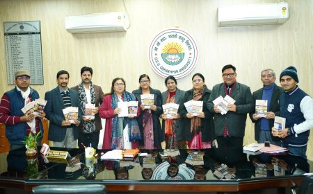 कुलपति प्रो.पूनम टंडन ने 'भारत बौद्धिक्स' पुस्तक शृंखला का किया विमोचन