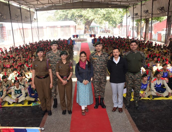 भावनात्मक बुद्धिमत्ता जीवन के प्रत्येक सोपान पर सफलता का मार्ग प्रशस्त करती है: श्रीमती प्रीति त्रिपाठी