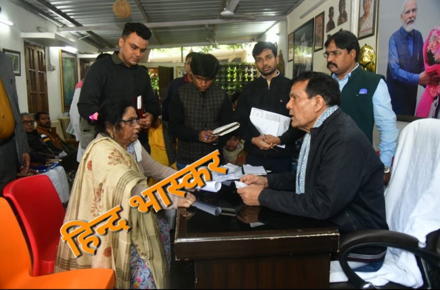 जनसुनवाई कार्यक्रम में मंत्री ए. के. शर्मा ने सुनीं जनता की समस्याएं और कहा जनता को त्वरित राहत देना सरकार की प्राथमिकता