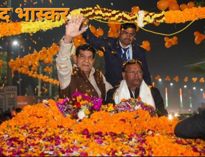 योगी सरकार में माफियाओं के बड़े-बड़े गढ़ और वटवृक्ष गिराए जा चुके हैं:- मंत्री ए के शर्मा