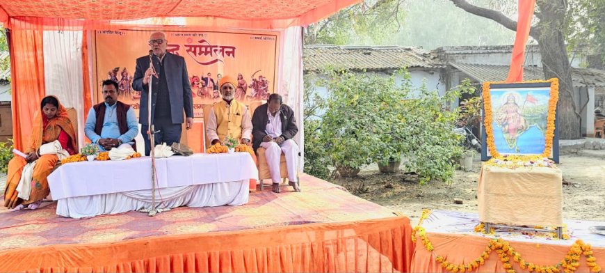 संघ निर्भ्रांत रूप से "माता भूमिः पुत्रोऽहं पृथिव्याः" का सात्विक एवं अभय पुजारी है-पारसनाथ मिश्र