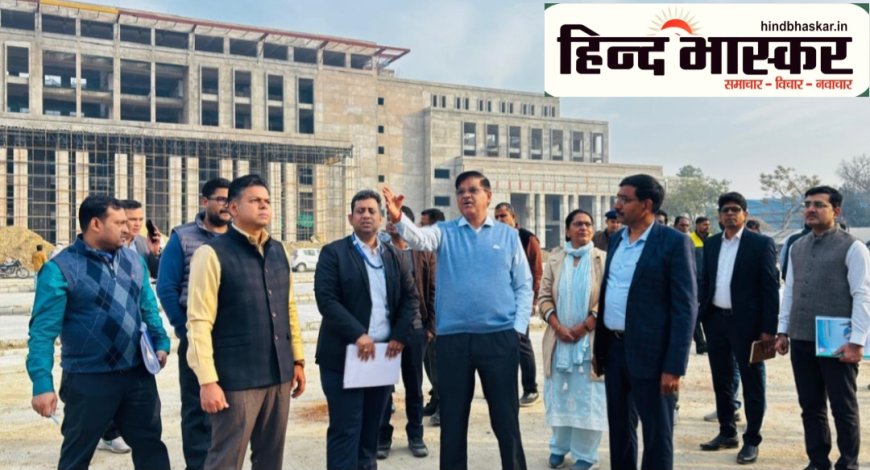 महाप्रबंधक ने लखनऊ रेलवे स्टेशन पर चल रहे निर्माणाधीन स्टेशन भवन का किया निरीक्षण