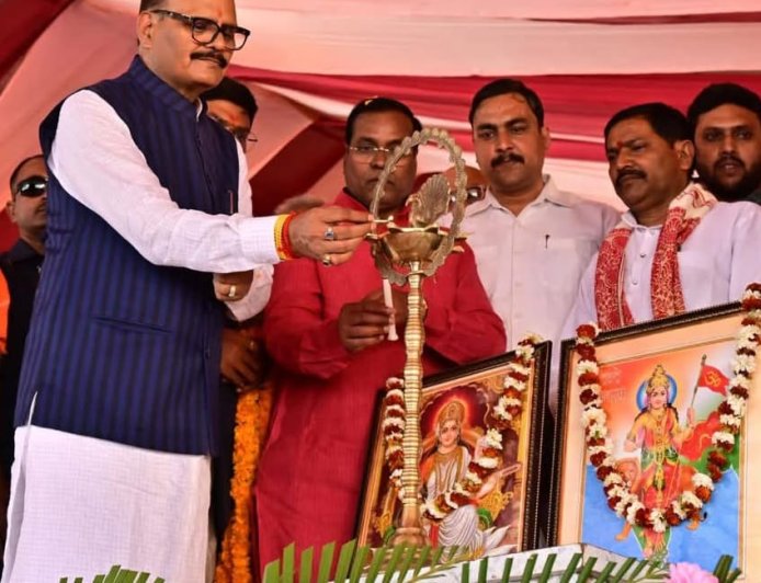 शिक्षा के नए युग का शुभारंभ: ‘द लर्निंग वर्ल्ड स्कूल’ - ब्रजेश पाठक