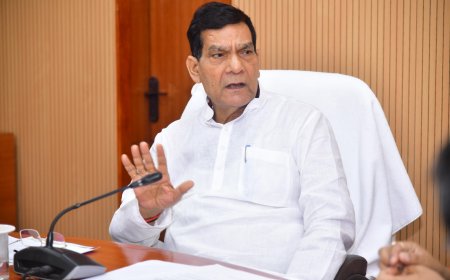 जनता सर्वोपरि” — उपभोक्ता हित में त्वरित समाधान सुनिश्चित करने के निर्देश - ऊर्जा मंत्री