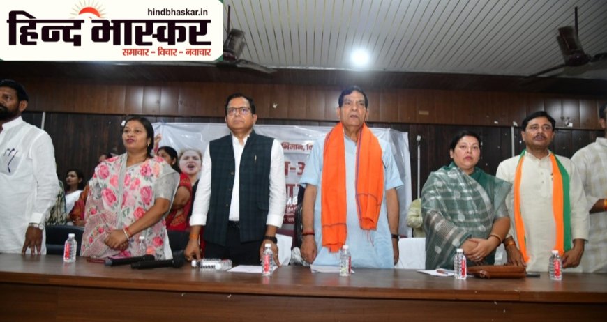 मंत्री ए के शर्मा का भदोही दौरा,महिलाओं के अधिकारों के समर्थन में जनआक्रोश मार्च में हुए शामिल