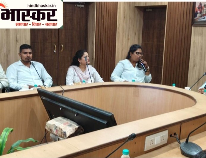उत्तर रेलवे के लखनऊ मंडल में विज्ञापन प्रदाताओं के साथ वरिष्ठ मंडल वाणिज्य प्रबंधक ने की बैठक