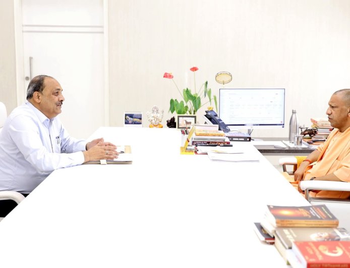 कोल इंडिया का बड़ा प्रोजेक्ट यूपी के नाम: देशभर की 25 कंपनियों को पछाड़ गोरखपुर की कंपनी को मिला ₹115 करोड़ का फ्लोटिंग सोलर प्रोजेक्ट