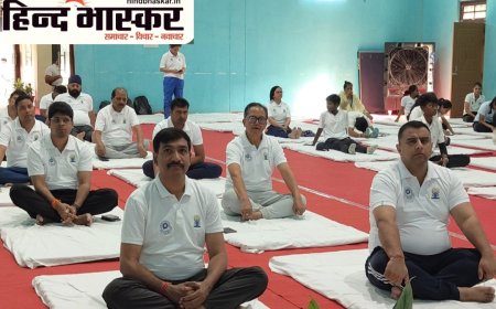 उत्तर रेलवे लखनऊ मंडल में 'स्वस्थ वृद्धावस्था के लिए योग' थीम पर मनाया गया योग दिवस