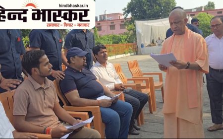 मुख्यमंत्री ने गोरखनाथ मंदिर में सुनी फरियाद, कहा- इलाज और आवास की व्यवस्था करेगी सरकार