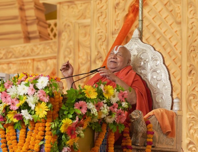 राघवेन्द्र सरकार की सेवा में कोई सेवानिवृत्ति नहीं : जगद्गुरु रामभद्राचार्य