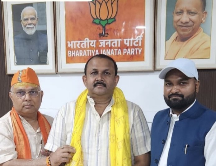 गोरक्षनाथ सनातन संघ के प्रतिनिधिमंडल ने विधायक प्रदीप शुक्ला से की शिष्टाचार भेंट,संगठन विस्तार पर बनी रणनीति!