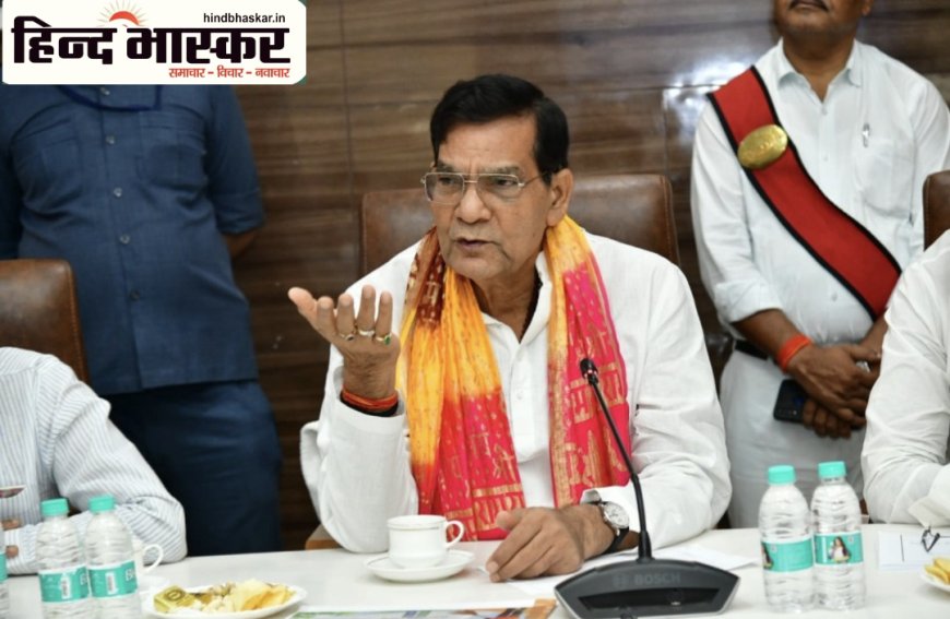 ऊर्जा मंत्री ए.के. शर्मा ने प्रयागराज में की विकास कार्यों की समीक्षा, समयबद्ध पूरा करने के निर्देश